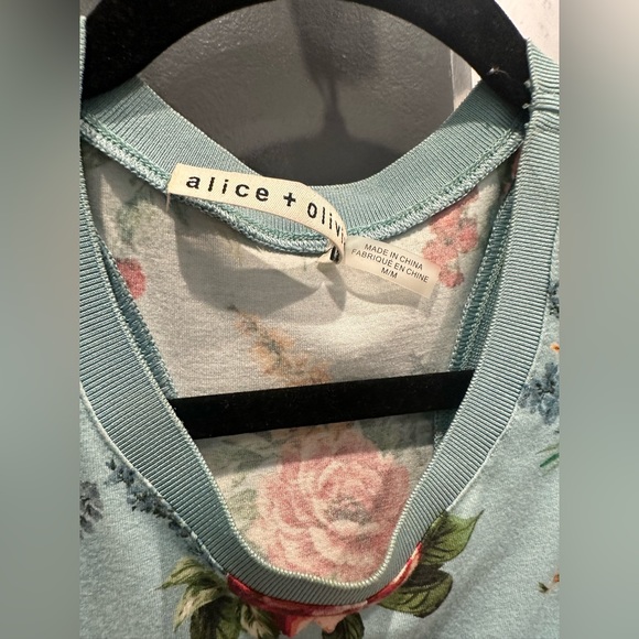 Alice + Olivia Melva racer back crop top - Picture 4 of 5